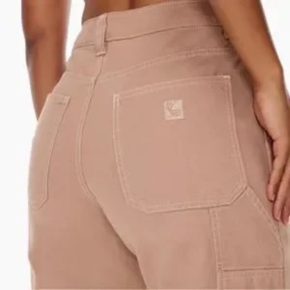 SOLD! Aritzia TNA Greenwich Pants – Size 00 (Fits Like 25” Waist)